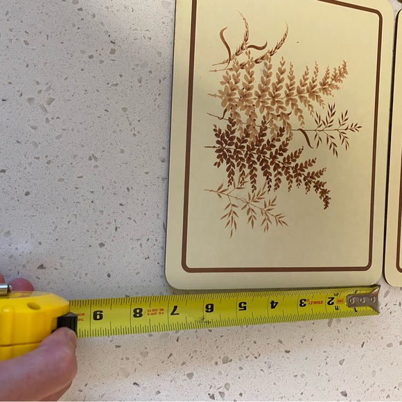 Set of 4 board style placemats/hotplates. Cottage core vibes! - Picture 3 of 3